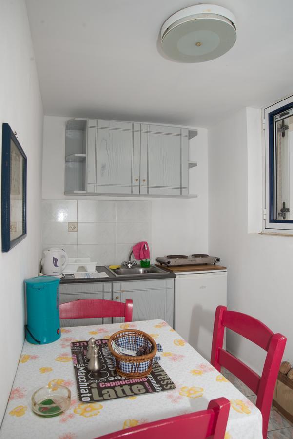 Captain Manos Studio Apartments Grikos Bay  Екстер'єр фото